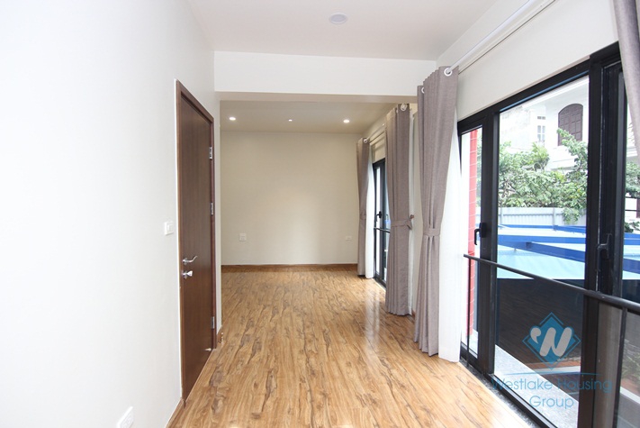 02 floor apartment with swimming for rent in Xuan dieu st, Tay Ho district 